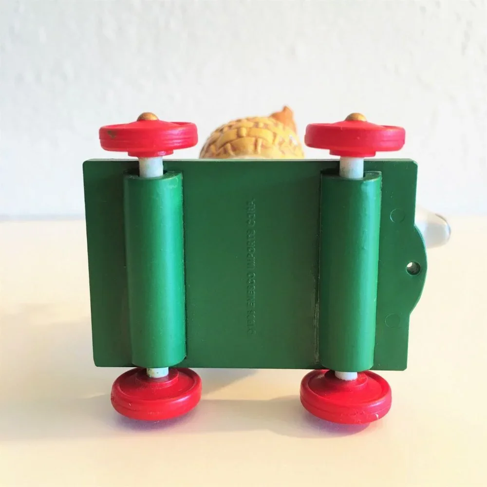 Christmas PULL TOY Ornament - on Rolling Wheels